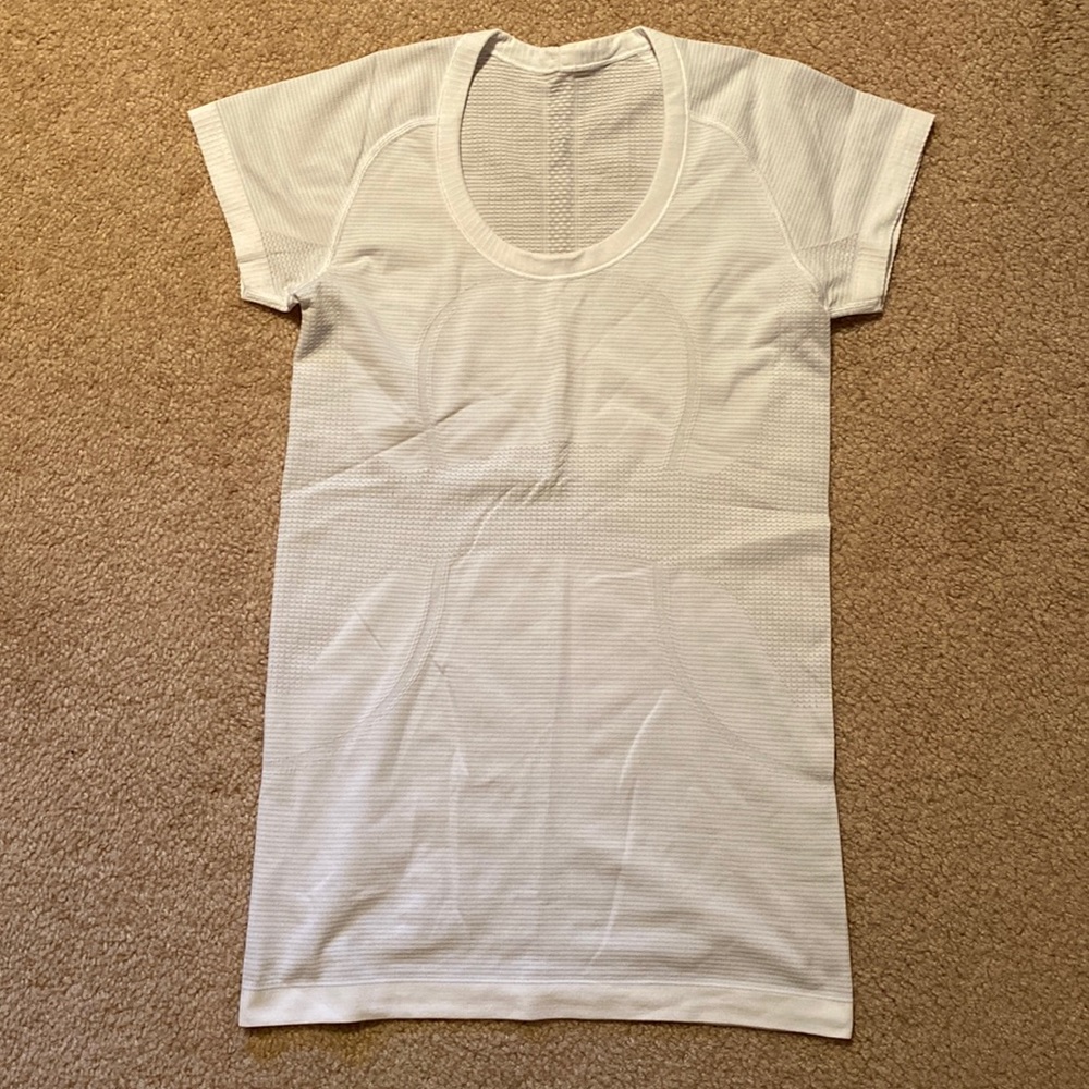 COPY - Lululemon white sweatwicking tee